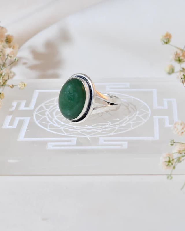 Green Jade Ring thumbnail 2